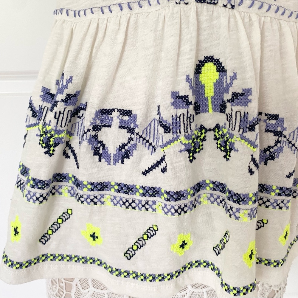 NEW Anthropologie Maeve Neela Embroidered Babydoll Top Sz XS - Picture 9 of 10